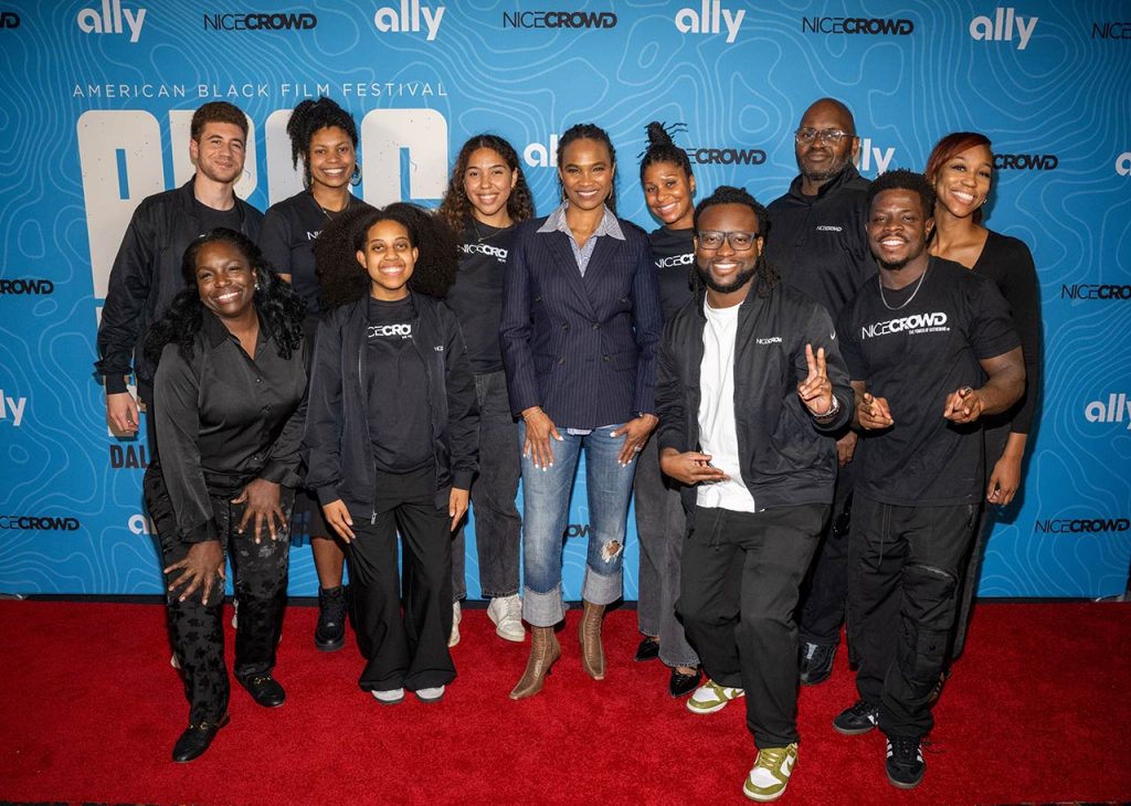 ABFF DAL Day2 NICE CROWD Team